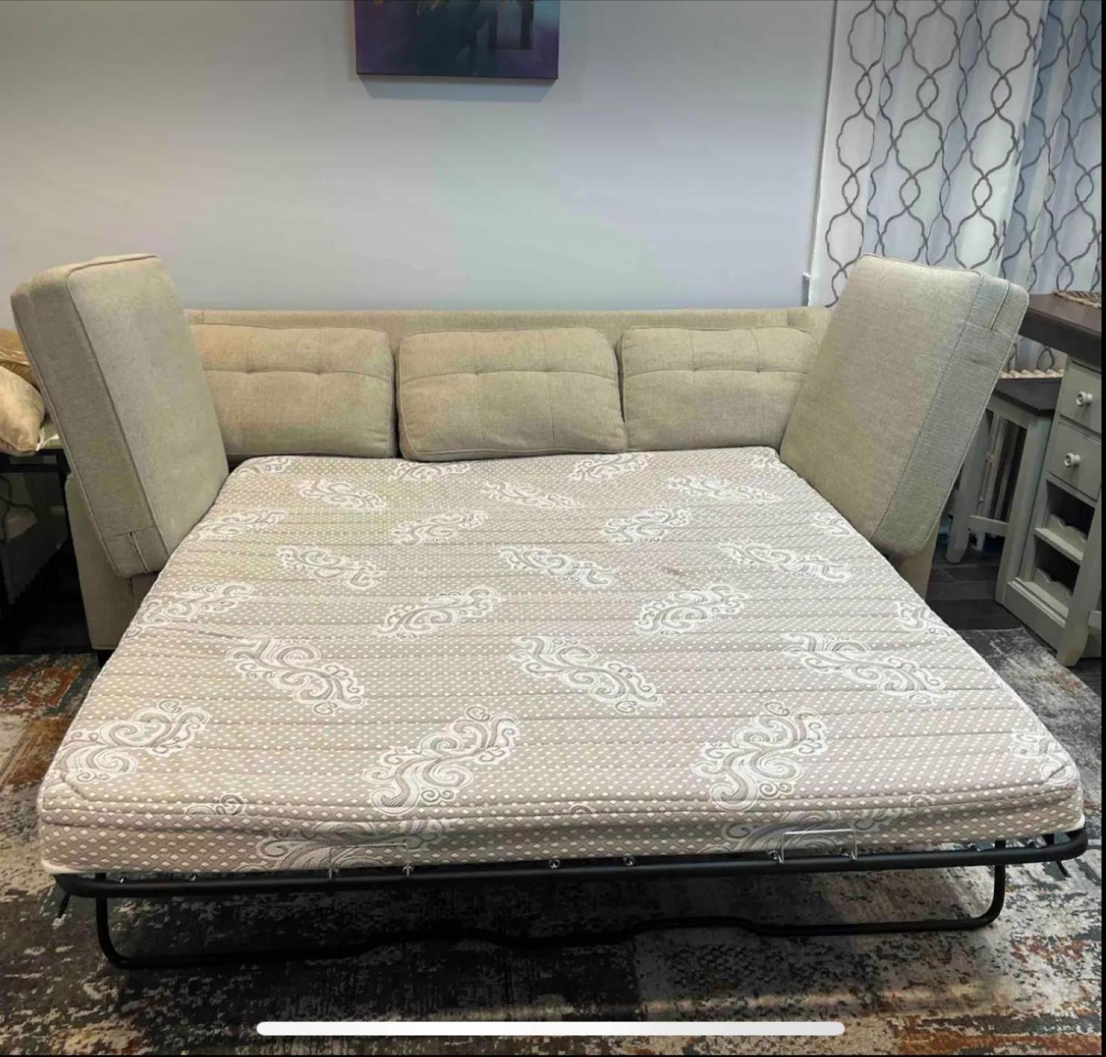 Private Suite In Huntington Station Екстериор снимка